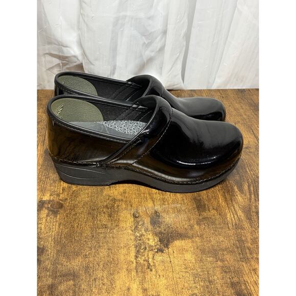 DANSKO XP 2.0 BLACK PATENT CLOGS COMFORTABLE SLIP-ON SHOES SIZE 7-7.5B 38 Work - Picture 1 of 11